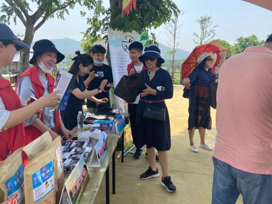 安巢经开区文旅局开展5.19“中国旅游日”惠民宣传活动