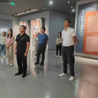 传承红色基因 筑牢廉政防线——度假区管委会党支部开展主题党日活动