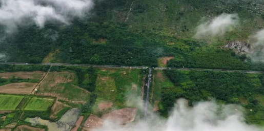 雨 中 半 汤，疗 愈 天 地