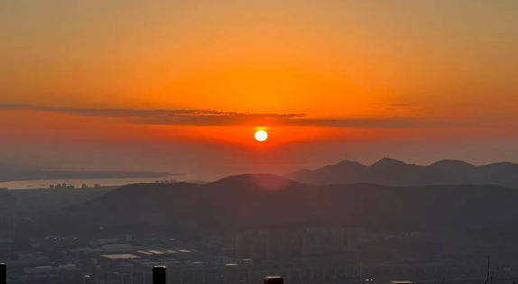 马年寻味安巢 乐享新春盛宴——登山沐泉品民俗，解锁假期文旅新体验
